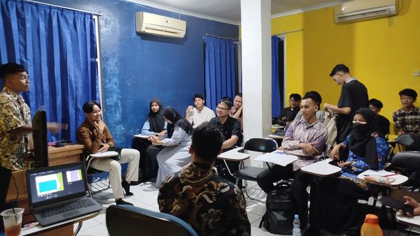 featured image thumbnail for post Pengenalan dan Praktik Networking Kubernetes di Areta Training Center